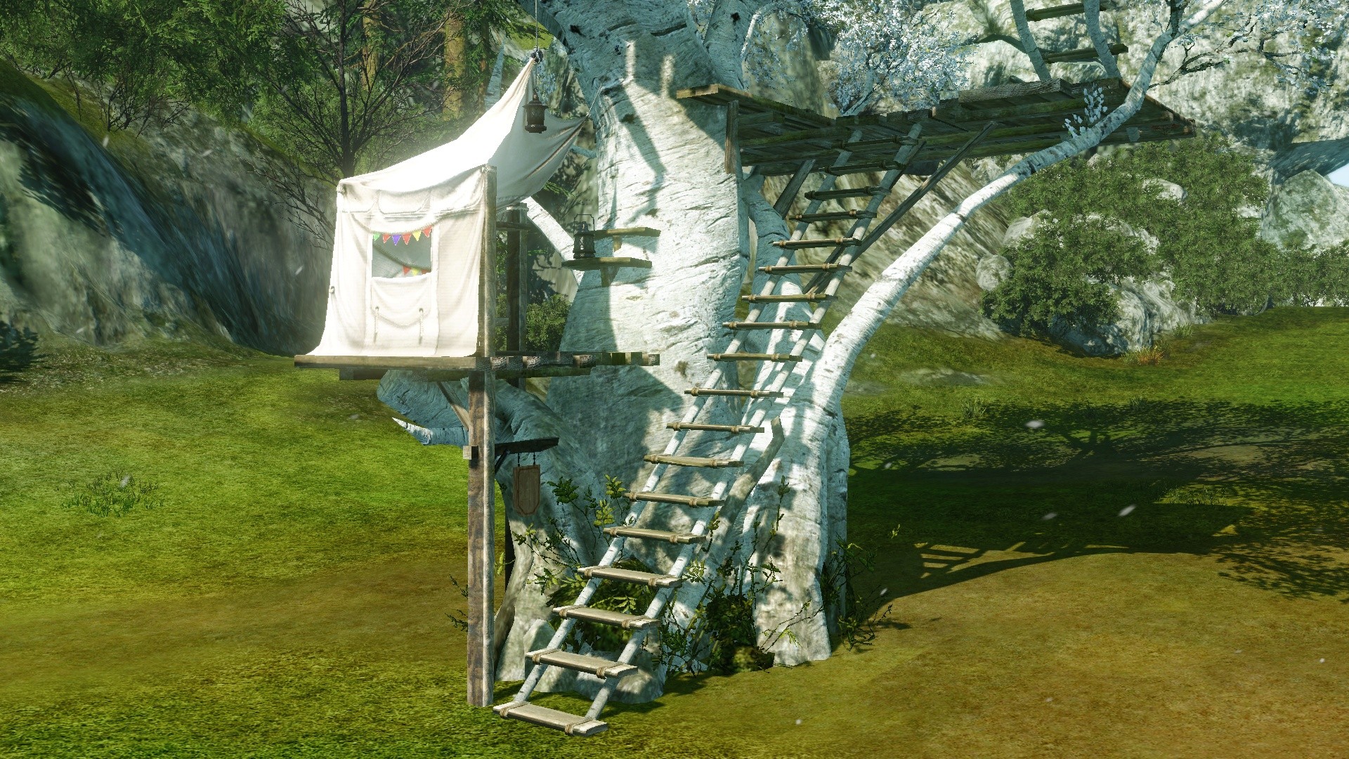 Нижний ярус дома на белой осине